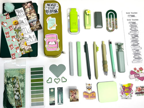 Cozy Green Bundle 🌿 | Bookish Gift Box